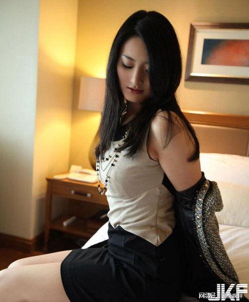 竹内奈 子AV,激情演绎，魅力四射的视觉盛宴